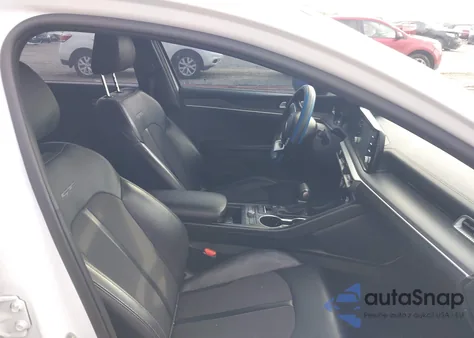 2021 Kia K5 Gt-Line z USA, uszkodzony, nr VIN 5XXG64J23MG063358